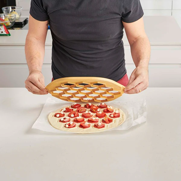 Pochoir pour mini-pizzas Betty Bossi - Image 4
