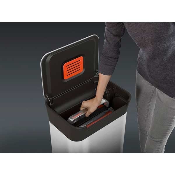 Compacteur à déchets Titan 30 L Joseph Joseph - Image 2