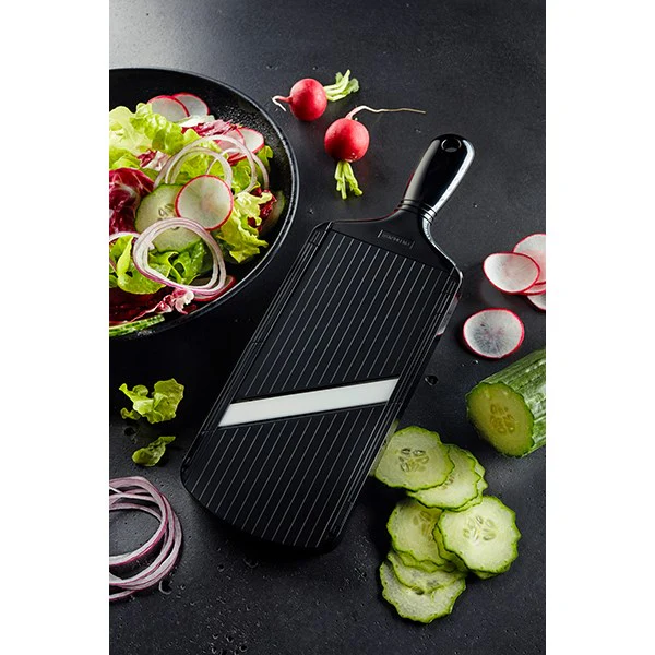 Mandoline réglable avec protège doigts noir Kyocera - Image 6