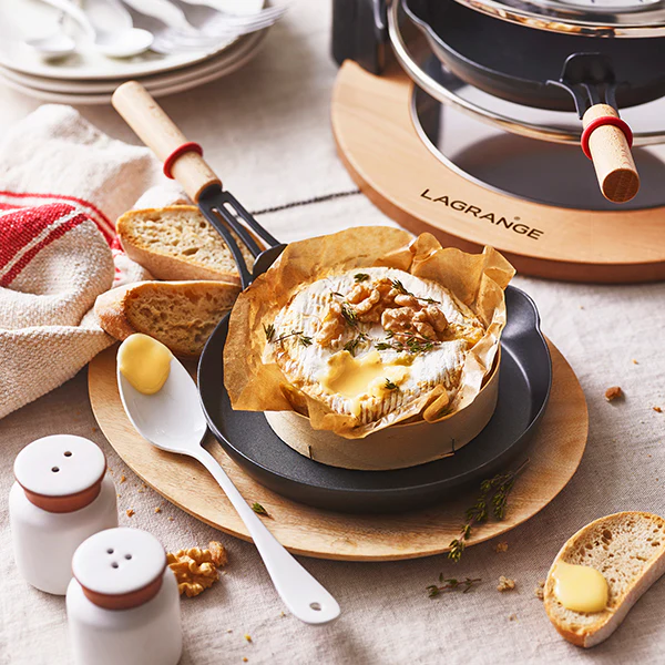 Raclette Evolution avec accessoires à fromage et deux grands poêlons Lagrange - Image 5