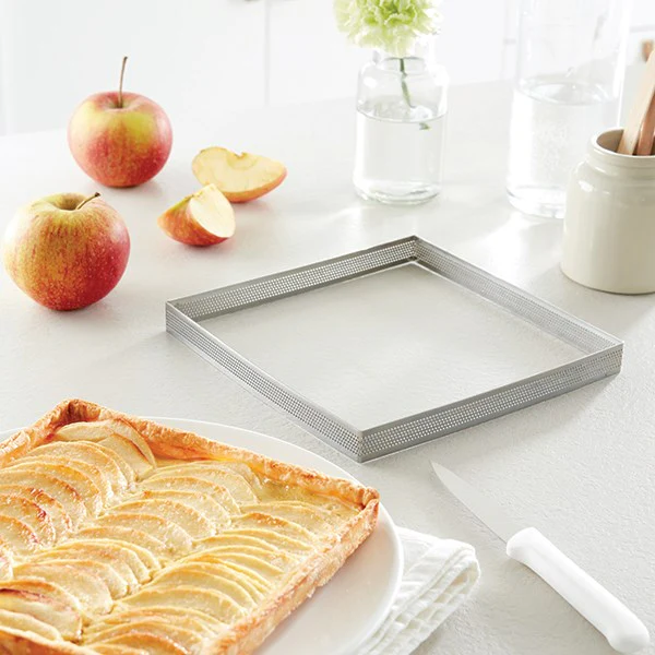 Lot de 2 cercles à tarte perforés en inox carré 12 et 20 cm Mathon - Image 3