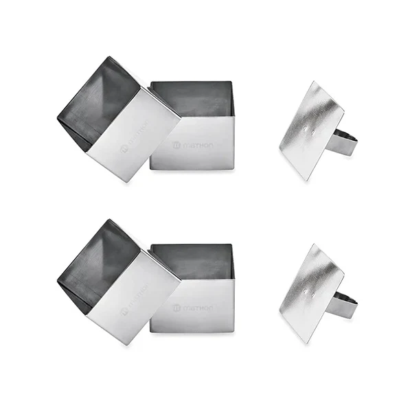 Lot de 4 emportes pièces carrés en inox avec poussoir Mathon