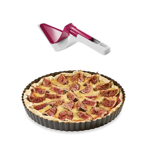 Lot moule Ă tarte revĂȘtu 24,5 cm et pelle Ă tarte avec poussoir
