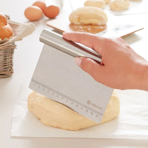 Coupe pùte gradué en inox Mathon