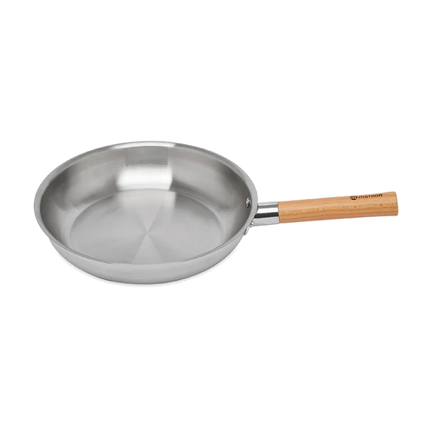PoĂȘle tout inox manche bois NaturalâInox 28 cm