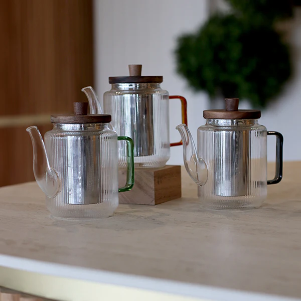 Théière Karl en verre borosilicate anse ambrée 550 ml Ogo - Image 3