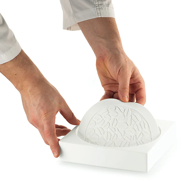 Moule en silicone décor love 18 cm Silikomart - Image 5