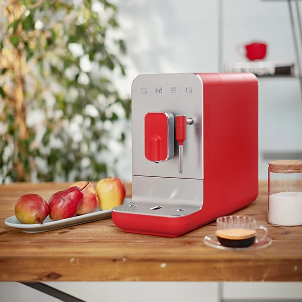 Machine à café avec broyeur et buse vapeur 1350 W BCC02RDMEU rouge Smeg - Image 3