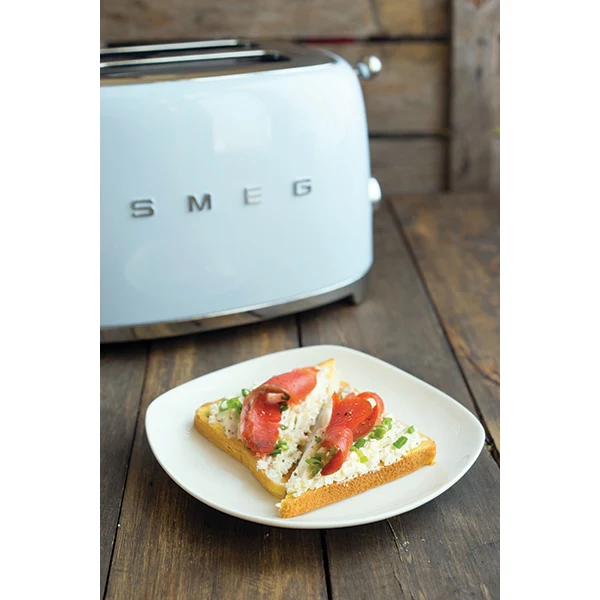 Toaster 2 tranches bleu azur 950 W TSF01PBEU Smeg - Image 5