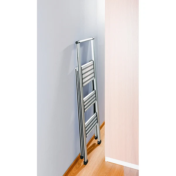 Escabeau pliable 3 marches anti-dérapantes Wenko by Maximex - Image 3